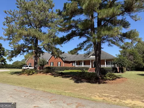 Exterior - 231 Broad Meadows Rd, Dublin, GA 31021 photo 3 of 13