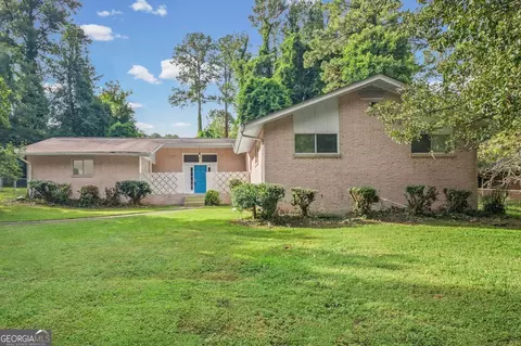 1616 Bethsaida Rd, Riverdale, GA 30296