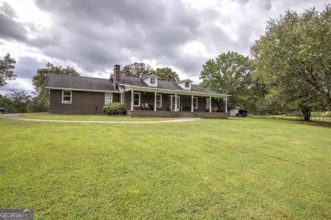 1328 Abrams Rd SE, Silver Creek, GA 30173