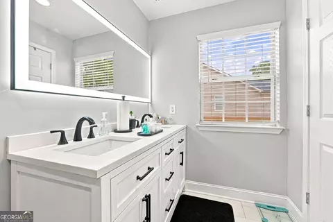 Bath - 45 Ridge Pointe Dr, Covington, GA 30016 photo 1 of 5