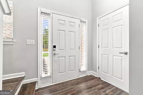 Entry Way - 45 Ridge Pointe Dr, Covington, GA 30016 photo 2 of 3