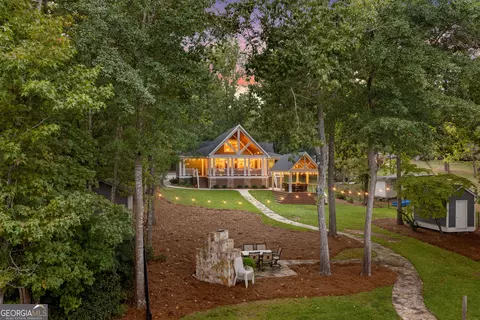 356 Possum Point Dr, Eatonton, GA 31024