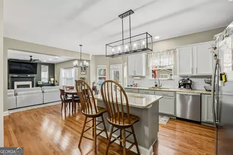 7080 Roselake Cir, Douglasville, GA 30134