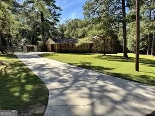 204 Glen Dr, East Dublin, GA 31027