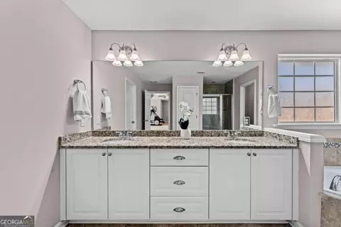 Bath - 108 Clover Pointe Cir, Guyton, GA 31312 photo 5 of 7