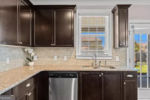 Kitchen - 108 Clover Pointe Cir, Guyton, GA 31312 photo 4 of 4