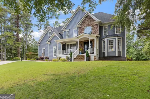 685 Red Sunset Cir, Powder Springs, GA 30127