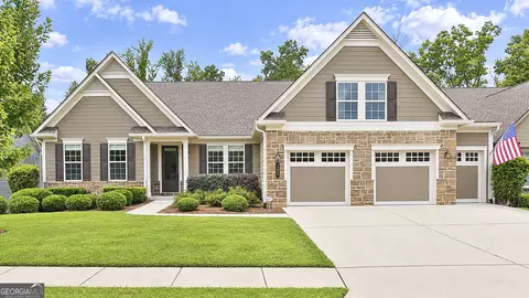 191 Mulberry Ct, Peachtree City, GA 30269