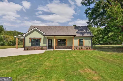 81 Wieuca Way, Cedartown, GA 30125