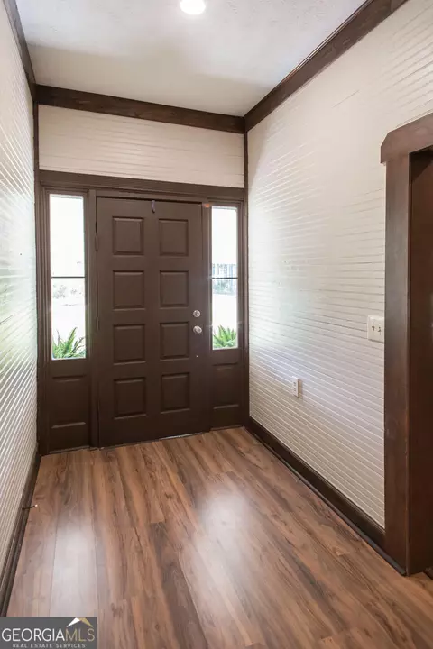 Entry Way - 8184 Clark Rd, Blackshear, GA 31516 photo 1 of 5