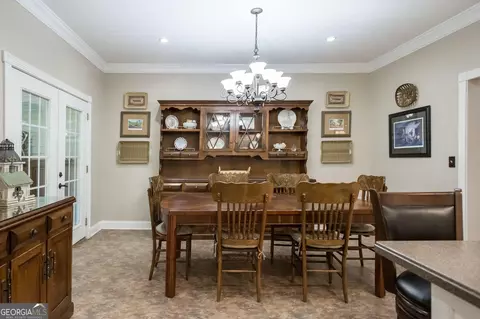 Dining - 8184 Clark Rd, Blackshear, GA 31516 photo 2 of 3