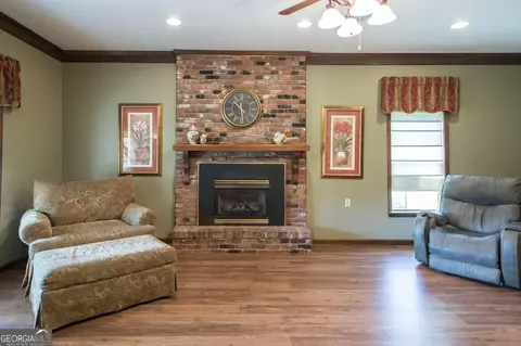 Living - 8184 Clark Rd, Blackshear, GA 31516 photo 1 of 4