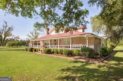 Exterior - 8184 Clark Rd, Blackshear, GA 31516 photo 5 of 15