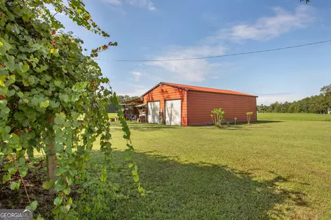 Exterior - 8184 Clark Rd, Blackshear, GA 31516 photo 8 of 15