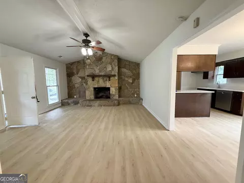 Living - 201 Merrill Dr, Lagrange, GA 30241 photo 5 of 5
