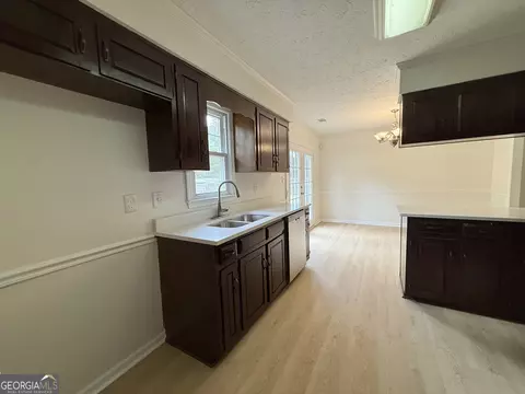Kitchen - 201 Merrill Dr, Lagrange, GA 30241 photo 5 of 6