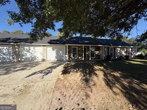 Exterior - 201 Merrill Dr, Lagrange, GA 30241 photo 3 of 7