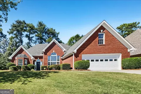 429 Blue Creek Ln, Loganville, GA 30052