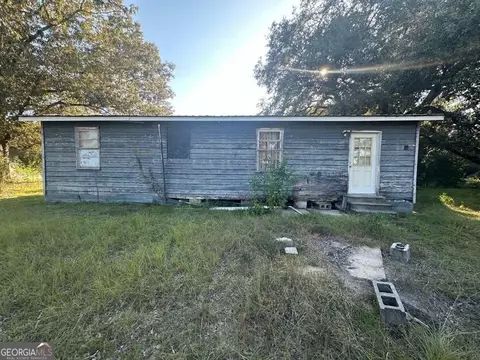 294 Clear Lake Rd, Newton, GA 39870