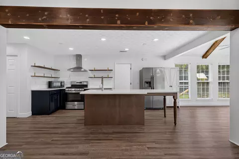 Kitchen - 412 Lexington Park Dr, Lagrange, GA 30241 photo 1 of 4