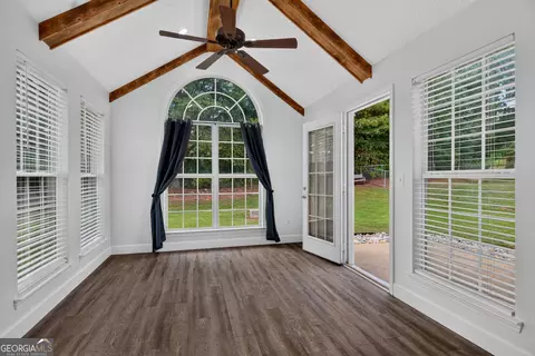Exterior - 412 Lexington Park Dr, Lagrange, GA 30241 photo 3 of 5