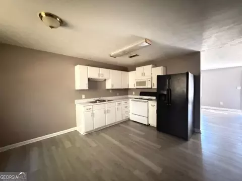 214 Wesley Way, Lagrange, GA 30241 photo 7