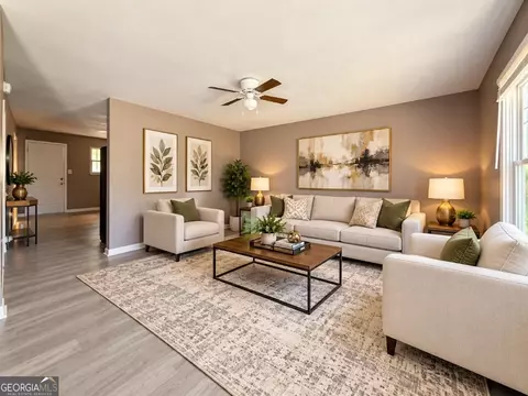 214 Wesley Way, Lagrange, GA 30241 photo 4