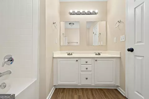 Bath - 55 Chandler Trce, Covington, GA 30016 photo 2 of 2