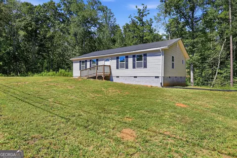 2421 E Silver Shoals Rd, Toccoa, GA 30577