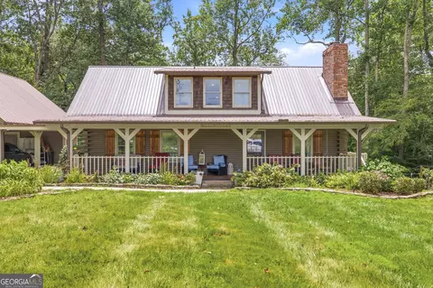 938 Waters St W, Clarkesville, GA 30523