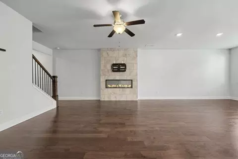 Living - 3434 Senna Rd, Duluth, GA 30096 photo 2 of 3