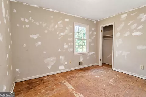 Bedroom - 149 Keys Ferry Rd, Jackson, GA 30233 photo 4 of 7
