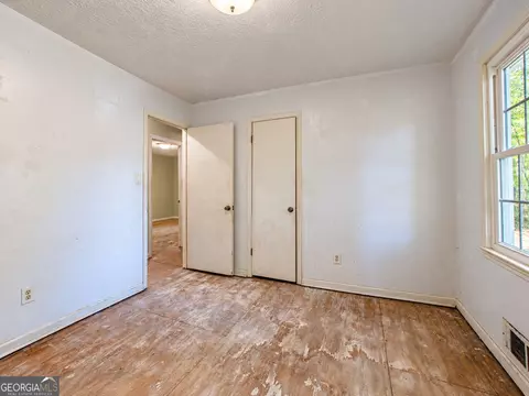 Bedroom - 149 Keys Ferry Rd, Jackson, GA 30233 photo 6 of 7