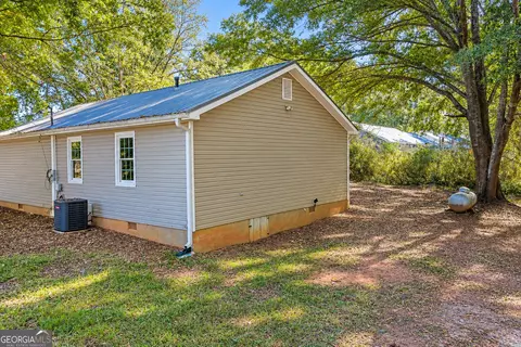 Exterior - 149 Keys Ferry Rd, Jackson, GA 30233 photo 11 of 12