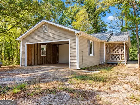 Exterior - 149 Keys Ferry Rd, Jackson, GA 30233 photo 8 of 12