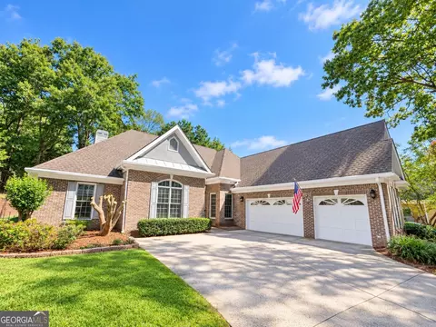 4519 Knightsbridge Rd, Flowery Branch, GA 30542