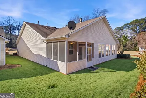301 Singing Brook Ln, Mcdonough, GA 30253