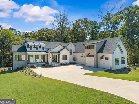 1110 Sunset Blf, Greensboro, GA 30642