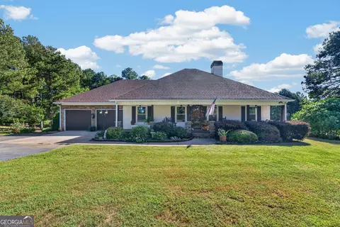 9852 Post Rd, Shady Dale, GA 31085