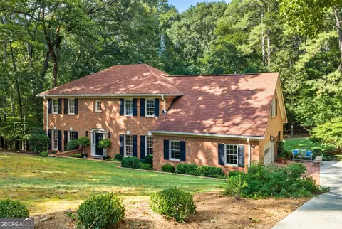 200 Wedgeway, Sandy Springs, GA 30350
