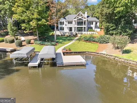 136 Barrington Hall Dr, Eatonton, GA 31024