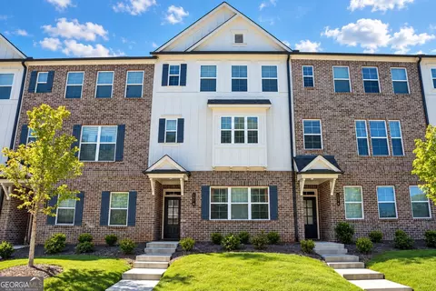 1576 Gin Blossom Cir, Lawrenceville, GA 30045
