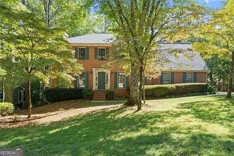 2023 Greyfield Dr NW, Kennesaw, GA 30152