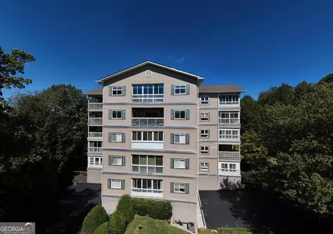 121 River St #3A, Hiawassee, GA 30546