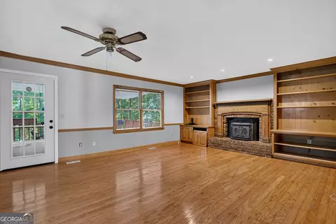 Living - 108 Powers Ct, Lagrange, GA 30240 photo 3 of 5
