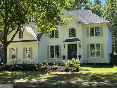 162 Grand Ave, Suwanee, GA 30024
