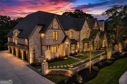 379 Milton Ave, Alpharetta, GA 30009