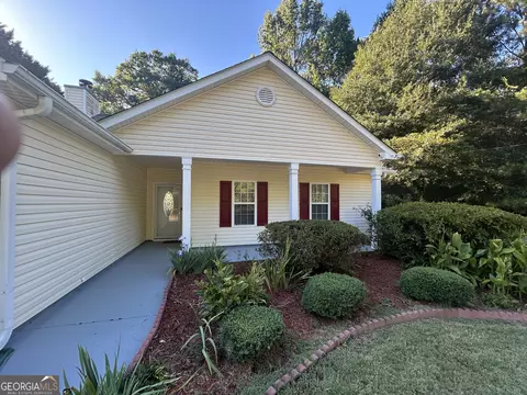 Exterior - 15 Sampson Ct, Covington, GA 30016 photo 3 of 4