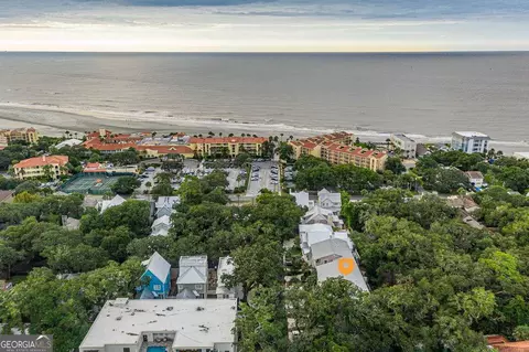 317 Neptune Rd, St. Simons, GA 31522