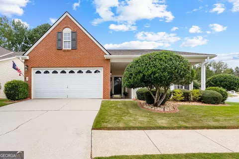 47 Silhouette Ct, Newnan, GA 30265